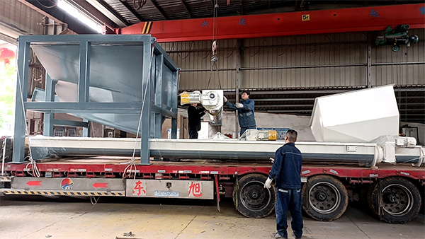 ���ς}�o�S����ݔ�͙C�l(f��)���㽭����