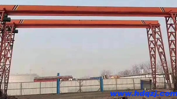 龍門吊的滲油位置如何維修？